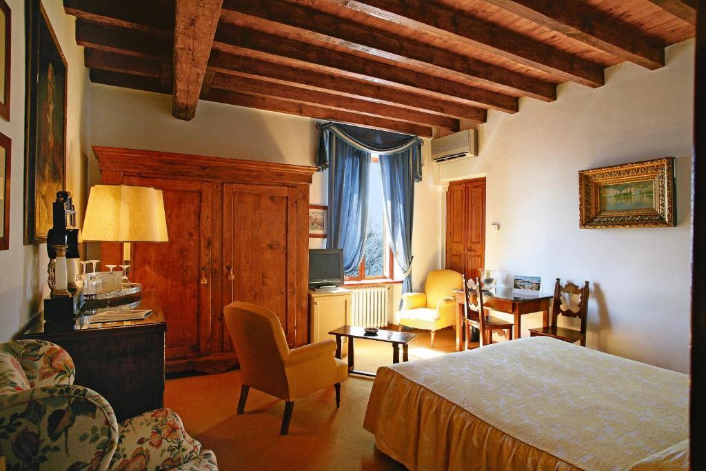 Hotel Locanda San Vigilio Garda  Zimmer foto